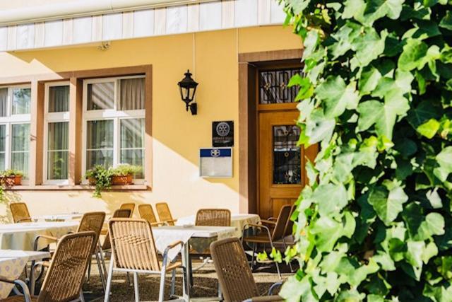Hotel Roessli Allschwil Екстер'єр фото