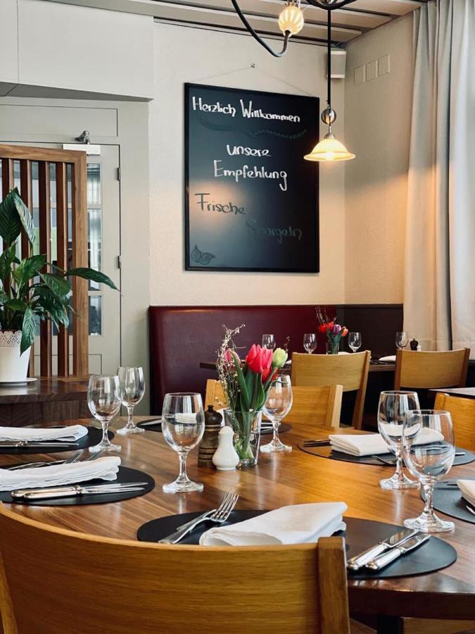 Hotel Roessli Allschwil Екстер'єр фото